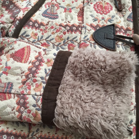 Short jacket - Picture 3 of 7